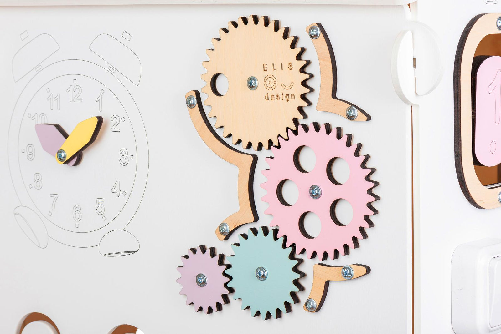BusyKids Busy Board speelhuisje – wit/pastel, limited edition