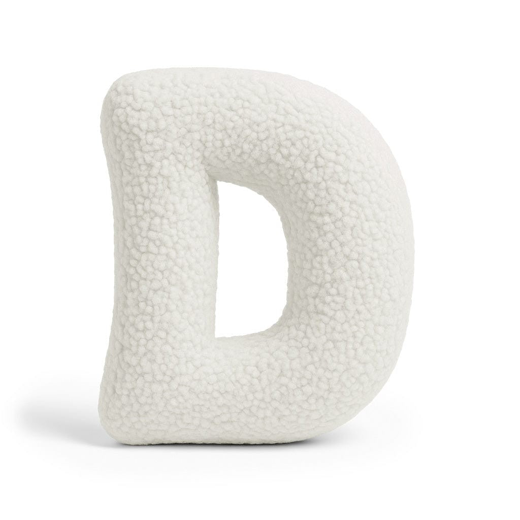 Bearly-Buchstabenkissen in Form des Buchstabens D, gebrochenes Weiß, von MeowBaby