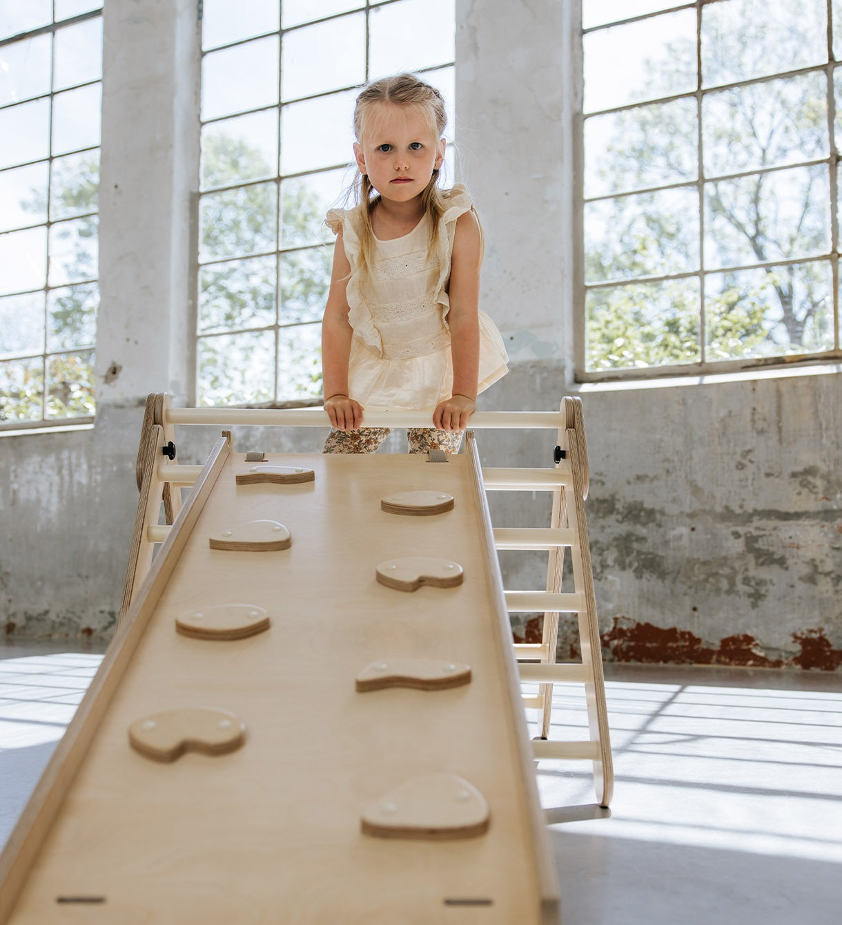 Pikler Premium-Kletterdreieck mit Rutsche/Kletterhang – natürlich