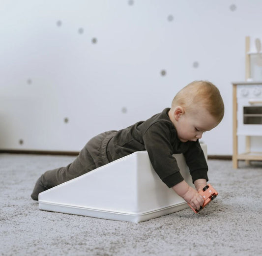 Soft Play Wedge - zacht foam glijblok