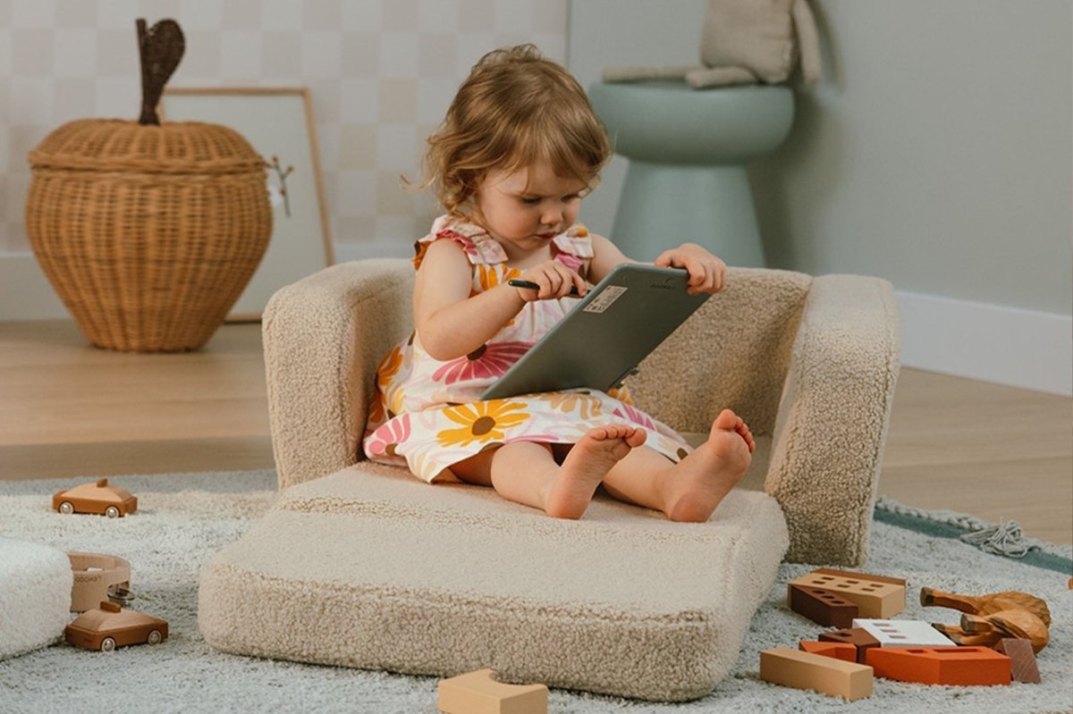 Lumi toddler chair