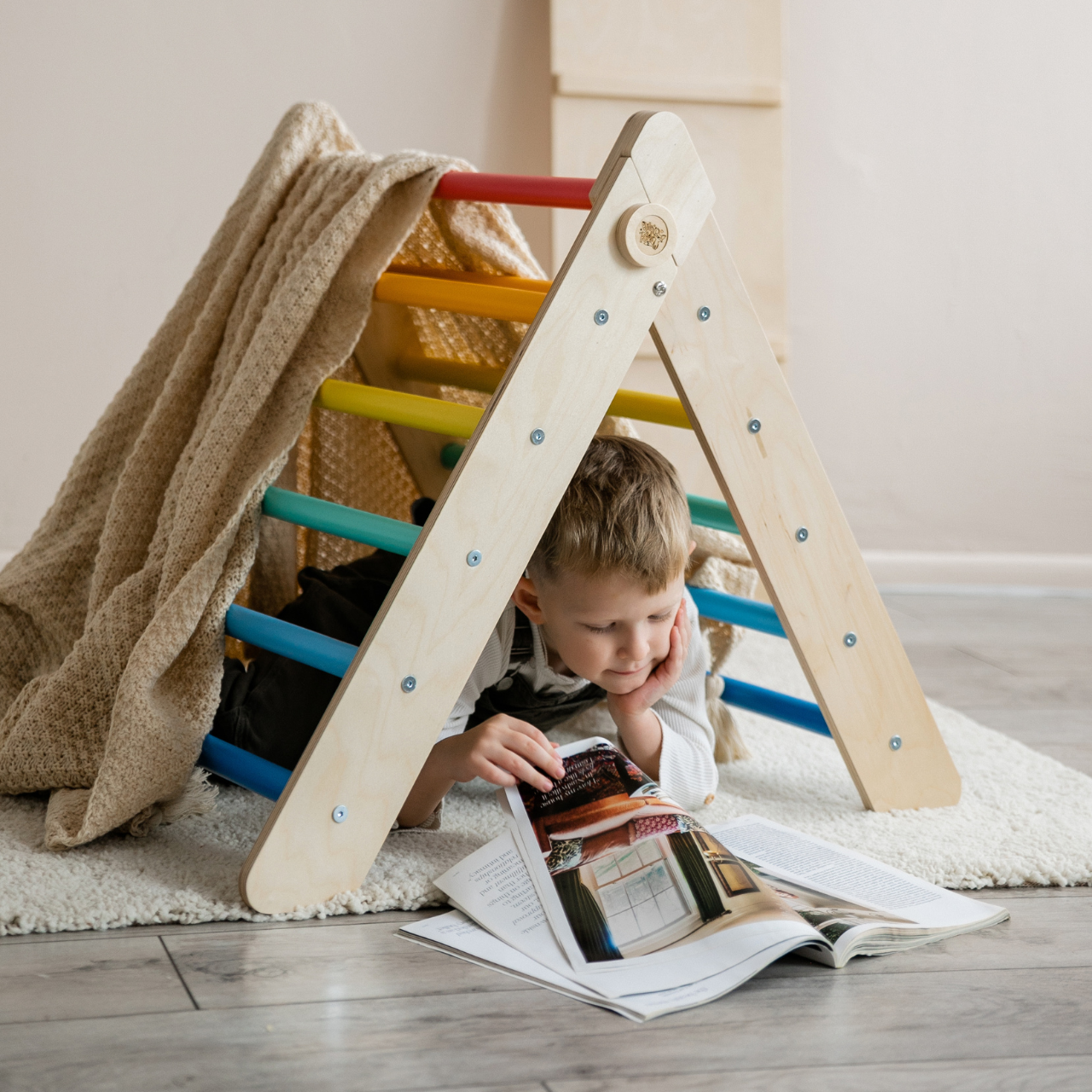 Pikler Triangle – Bright