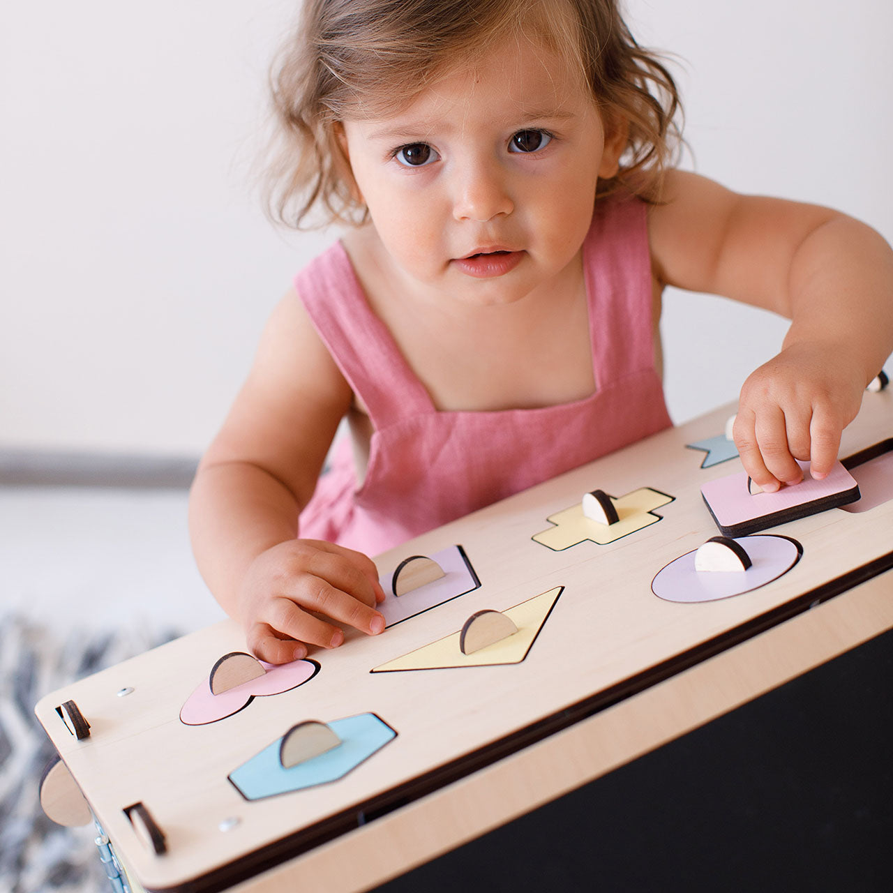 Activity Board Haus Natura Pastell – Limitierte Edition