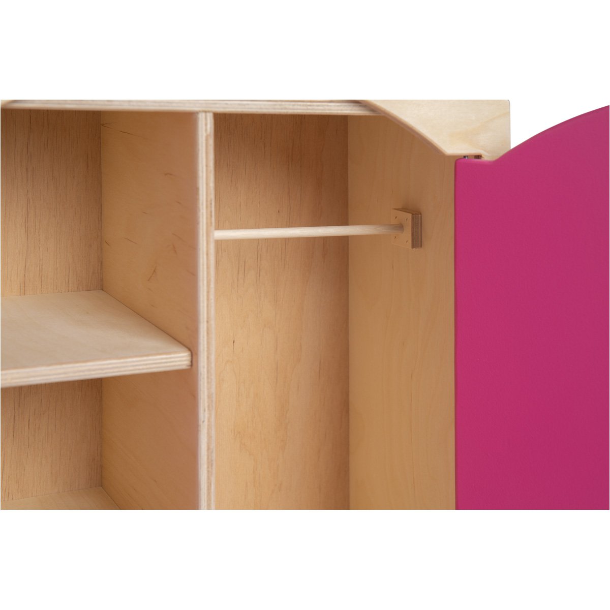 kledingkast voor de kinderkamer van hout in roze