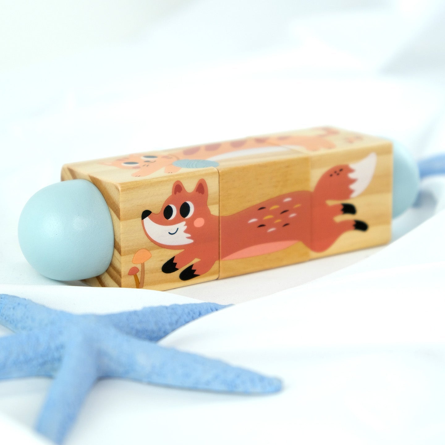 Montessori Play BOX - Entwicklungsset für Kinder im Alter von 18 bis 24 Monaten