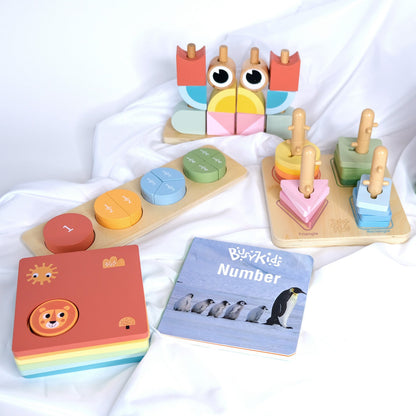 Montessori Spielbox – Set für Kinder von 24 bis 36 Monaten von BusyKids