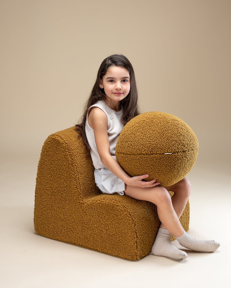 Wigiwama Cloud Chair Maple - Teddy fabric chair