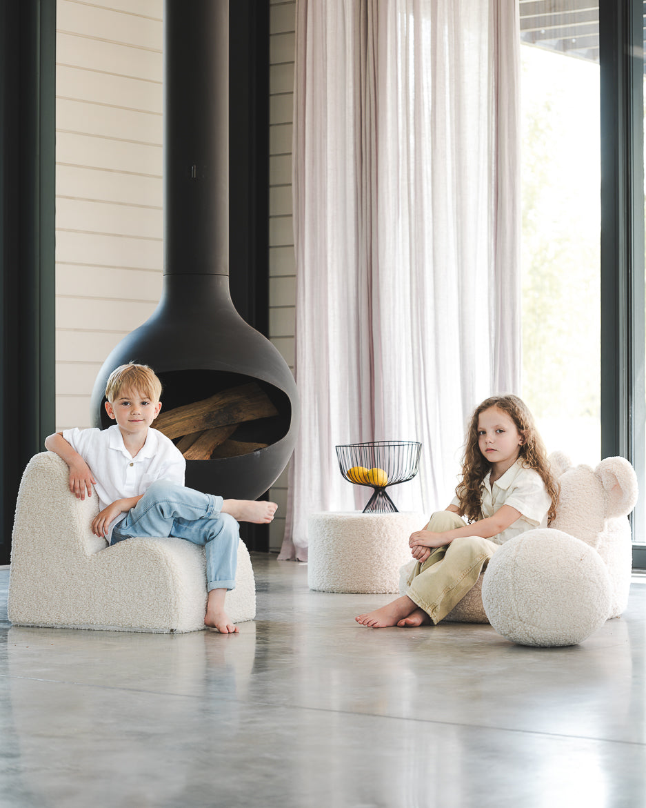 Wigiwama Cloud Chair Cremeweiß – Stuhl aus Teddystoff