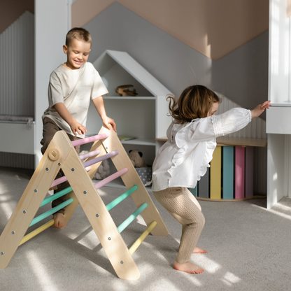 Pikler Triangle – Bright