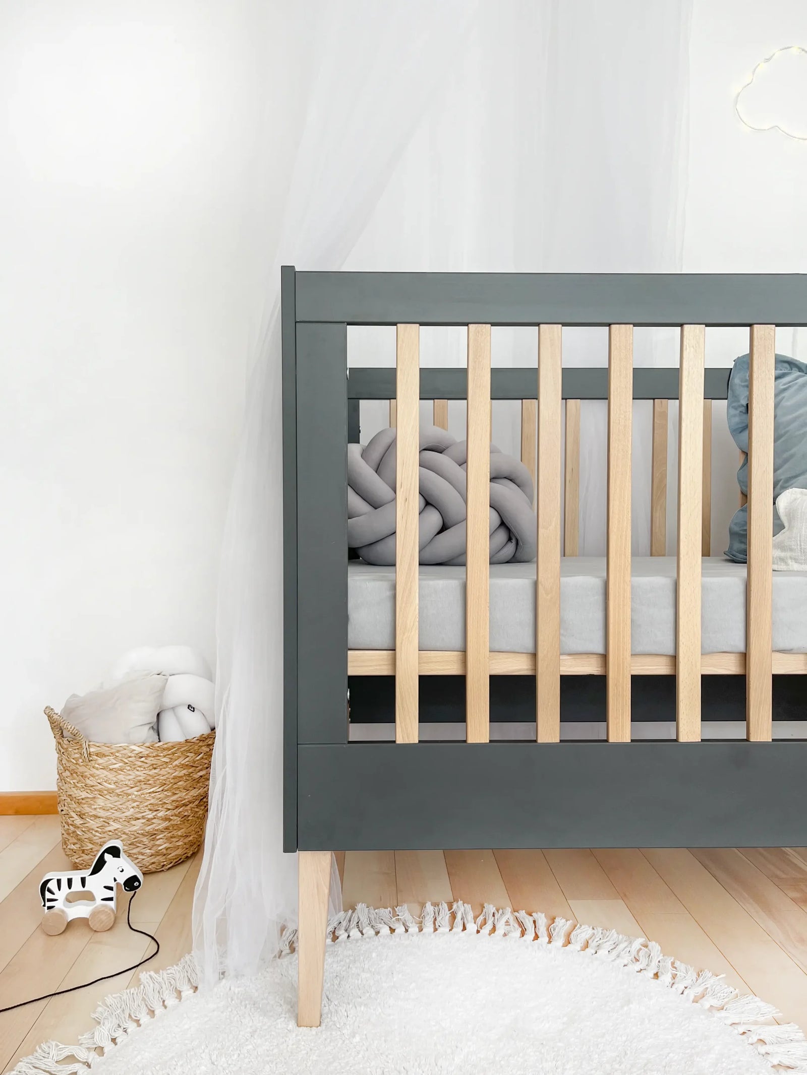 ATB ILA Babybett 120 × 60 cm – Grau – weitere Produktansicht 2
