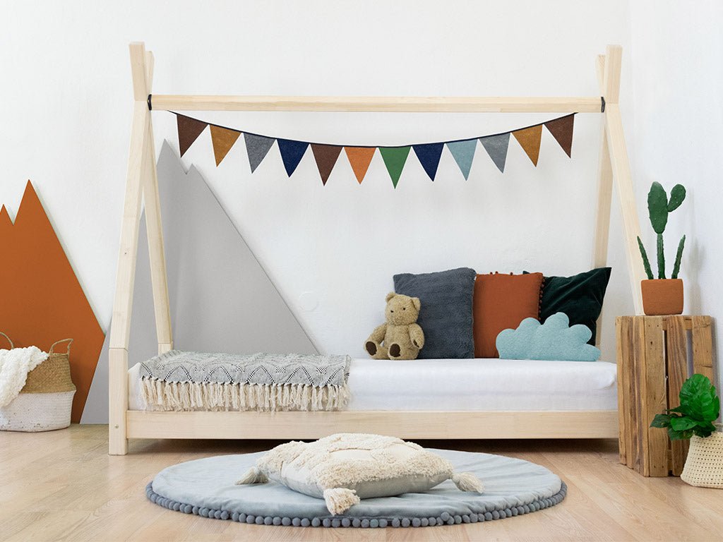 Benlemi Tipi-Bett NAKANA aus Holz für Kinder, Vorderansicht