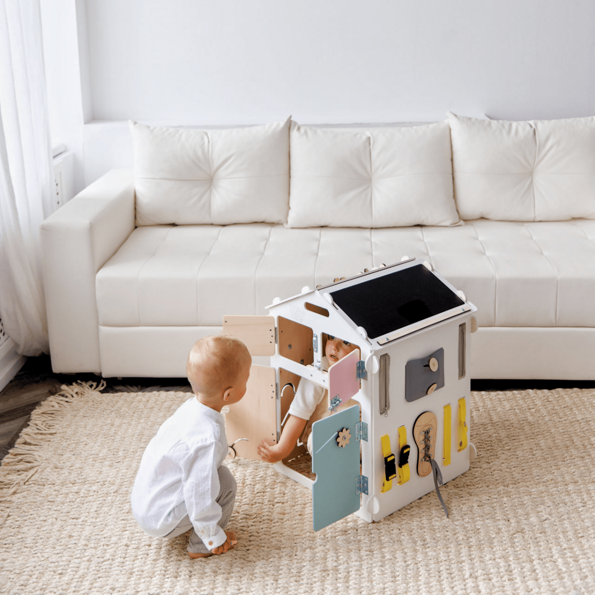 BusyKids Busy Board speelhuisje – wit/pastel, limited edition-Speelhuisje