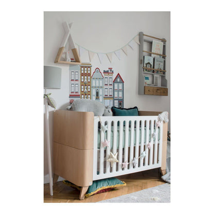Dekornik Life In The City muursticker achter het bed