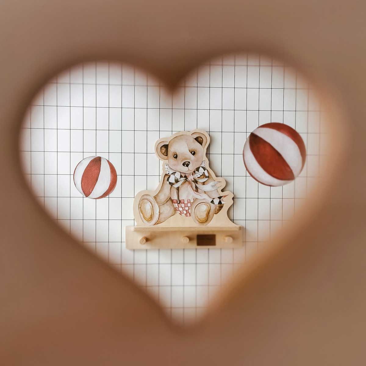 Dekornik Teddy Bear wandplank met 3 haakjes