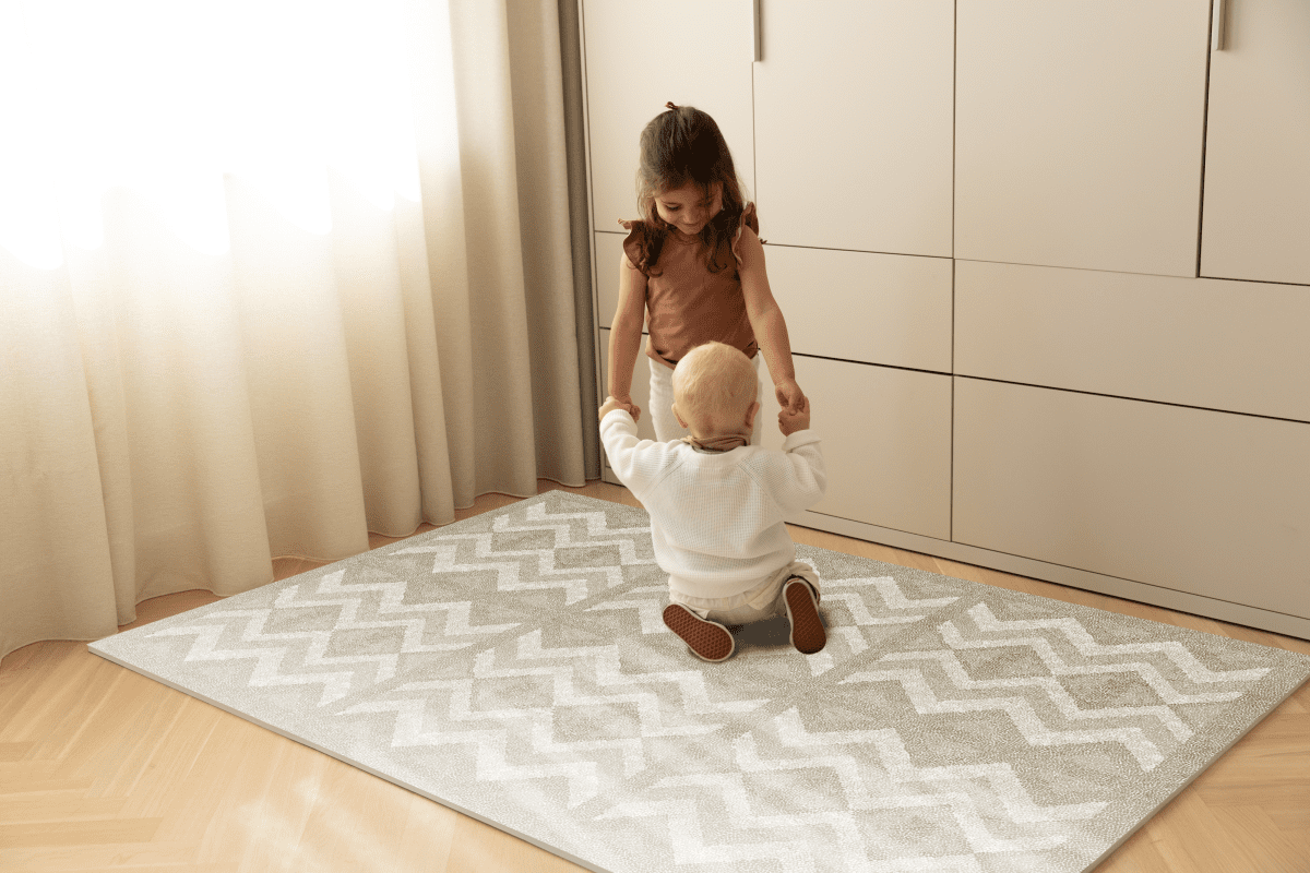 Eeveve speelmat Kilim Feather Gray met kelimdessin voor de woonkamer