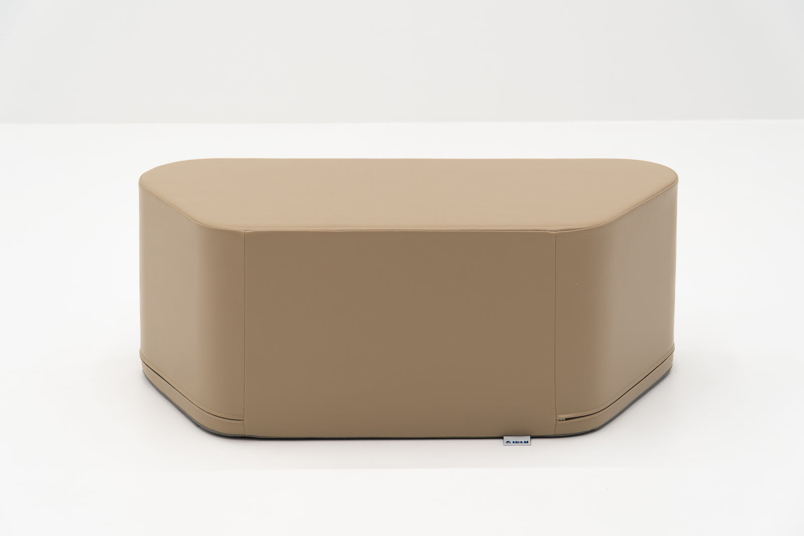 IGLU Hexagon Bench kinderbankje in grey beige vooraanzicht