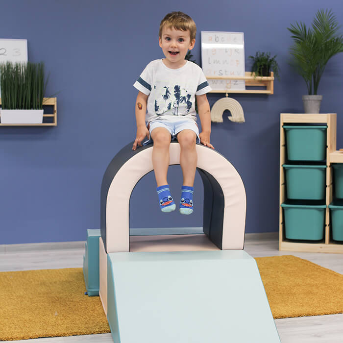 IGLU Tunnel soft play set met kruiptunnel en klimvormen