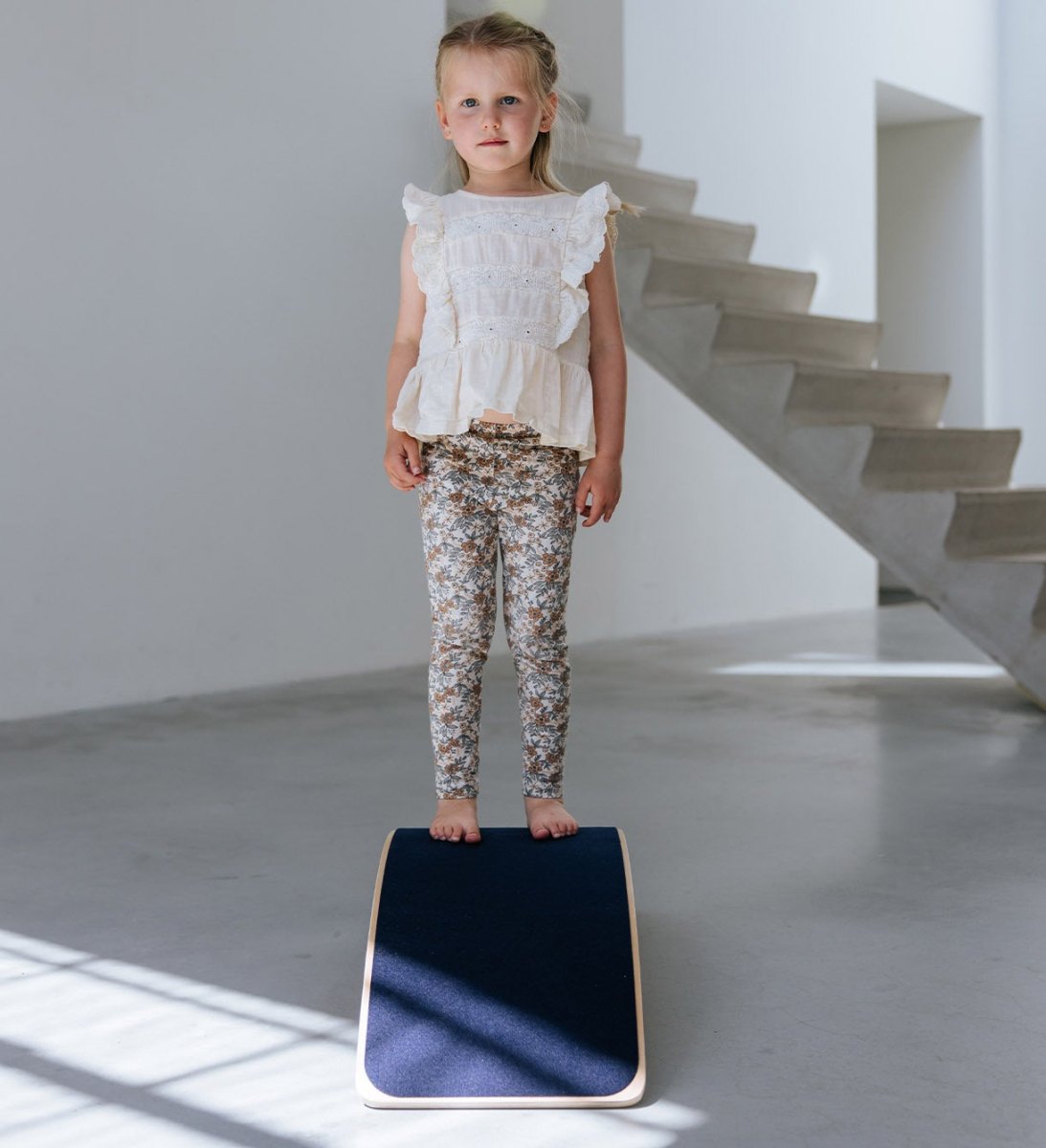 Balance board - hout - met blauw vilt - 