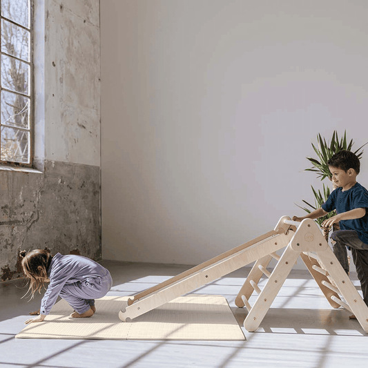 Pikler klimdriehoek premium met glijbaan/klimhelling - naturel - 