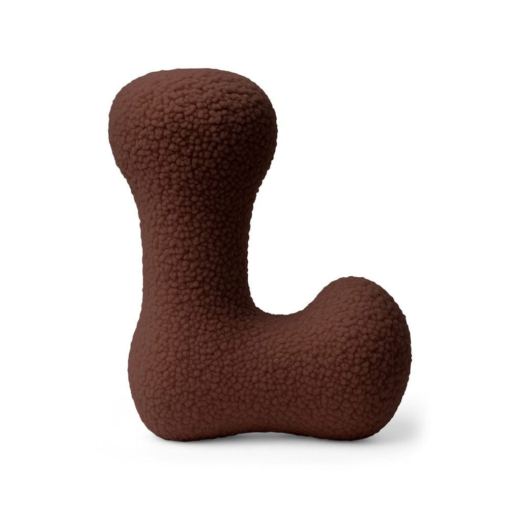 Bearly-letterkussen in de vorm van letter L, donkerbruin van MeowBaby