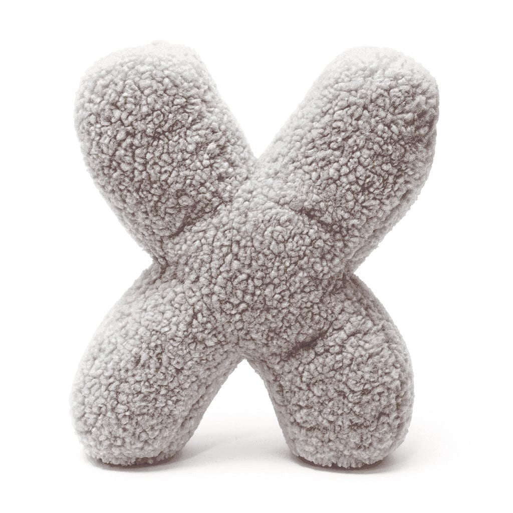 Bearly-Buchstabenkissen in Form des Buchstabens X, Hellgrau, von MeowBaby