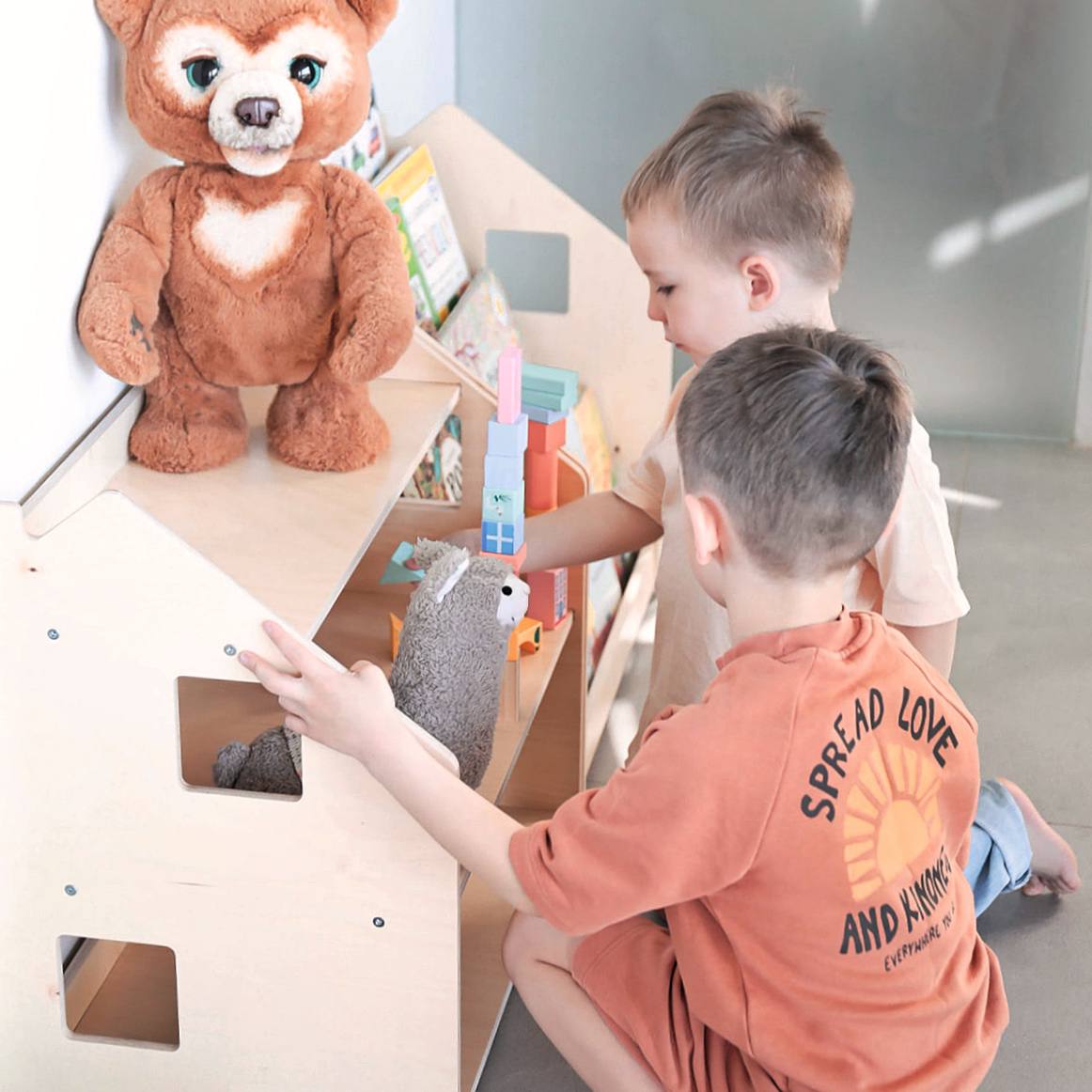 BusyKids boekenkast en speelgoedrek set – limited edition