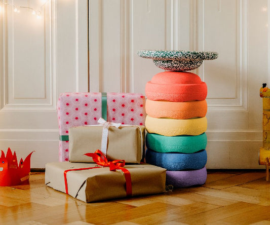 Stapelstein Pastell-Set (6-teilig) + Konfetti-Balanceboard