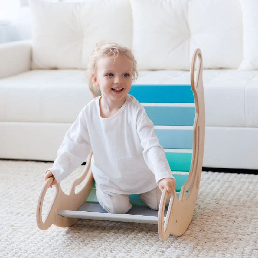 BusyKids Pikler set – driehoek, plank &amp; balanswip – regenboog – productbeeld 23