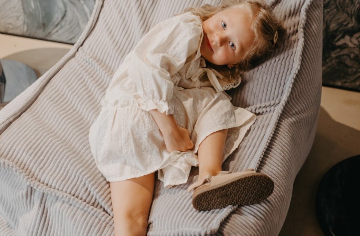 YappyHug beanbag Light grey – Ergonomische zitzak (80×70×50 cm)