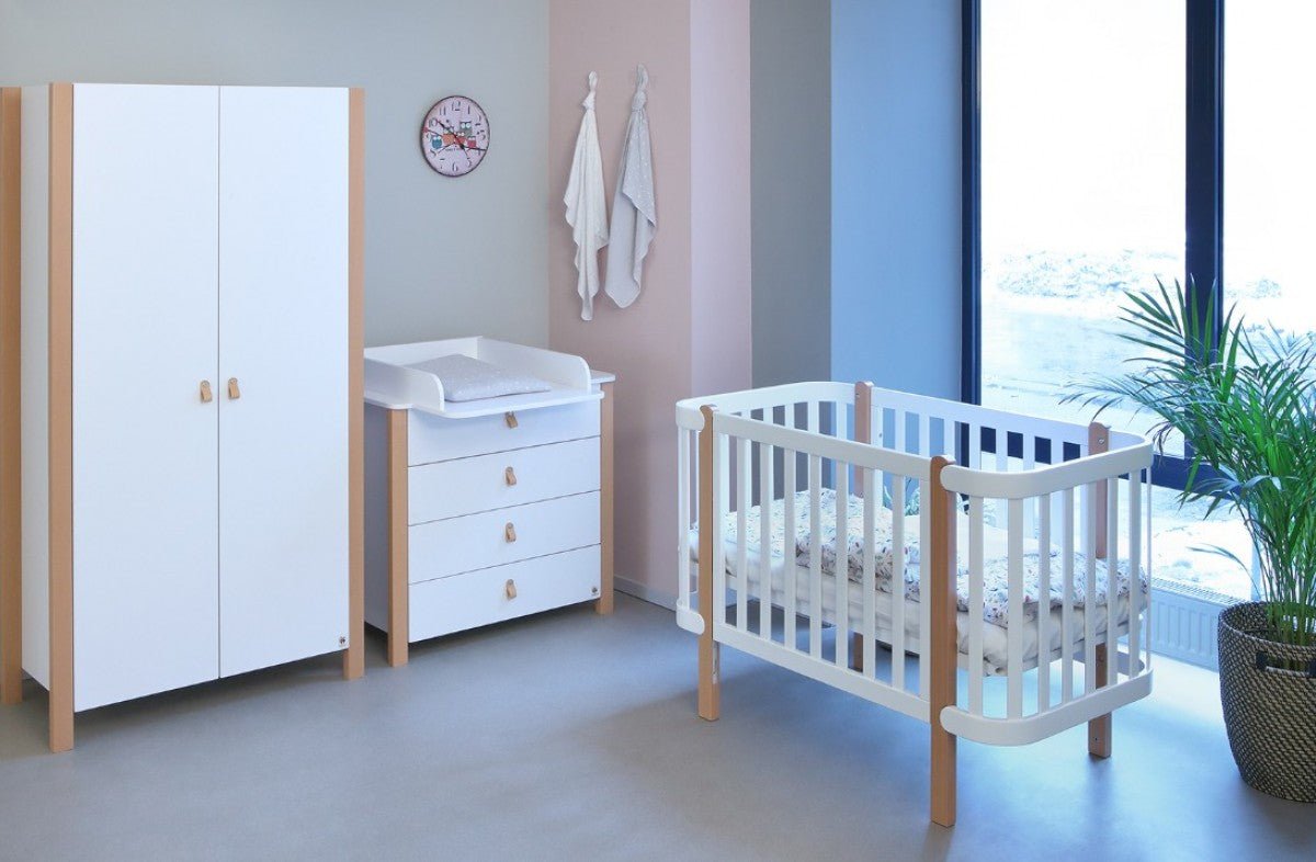 YappyÉtude Babyzimmer mit passendem Babybett, Wickelkommode und Kleiderschrank